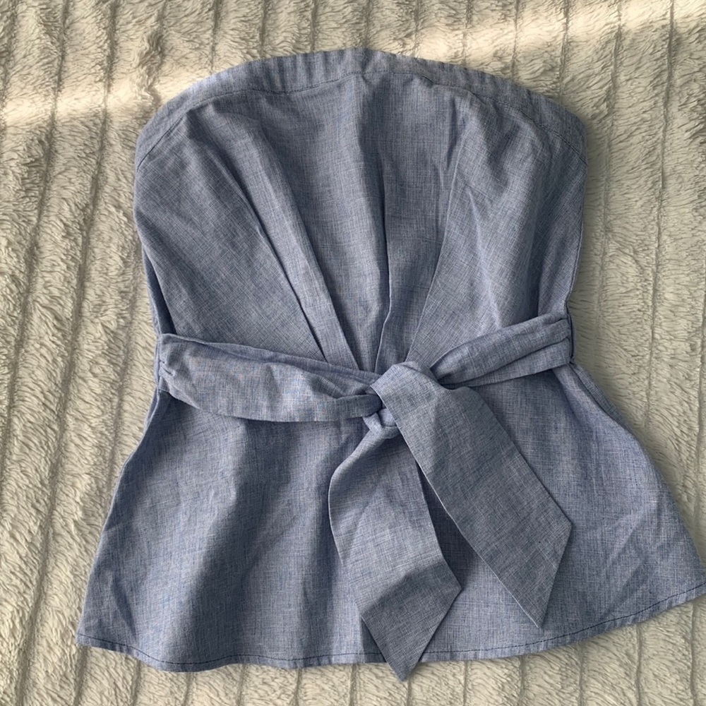 Strapless top